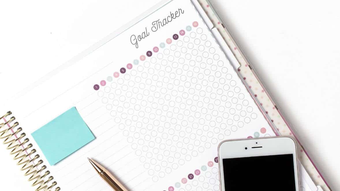 Goal tracker for mom planner!